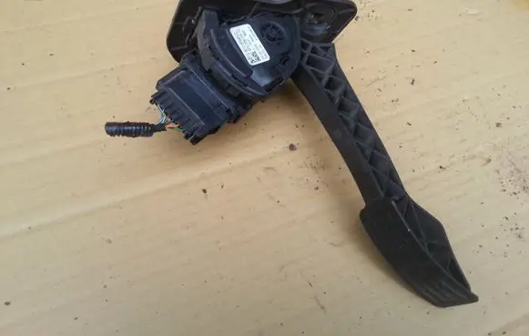 Ford Transit Accelerator throttle pedal