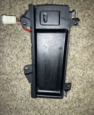 BMW 5 E39 12 V Socket (front) 8159694