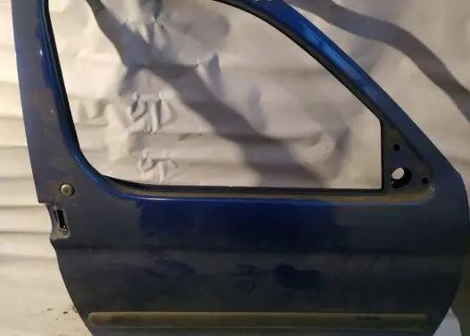 Citroen Berlingo Front door melynos