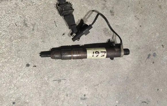 Audi A3 S3 8L Fuel injector 028130202Q