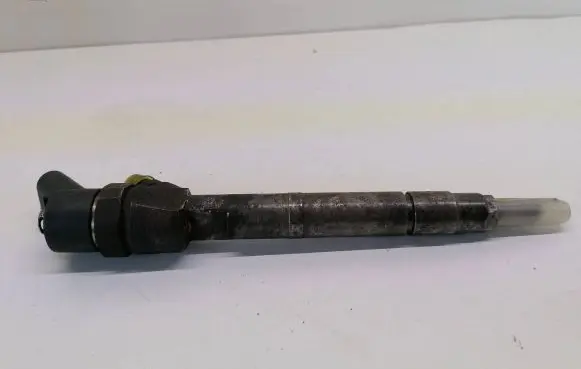 Mercedes-Benz A W168 Fuel injector 0445110115