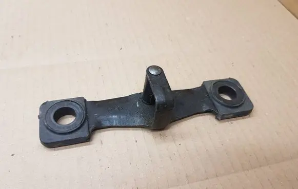 Volkswagen Golf VII Loading door lock loop/hook striker 5G0827517D