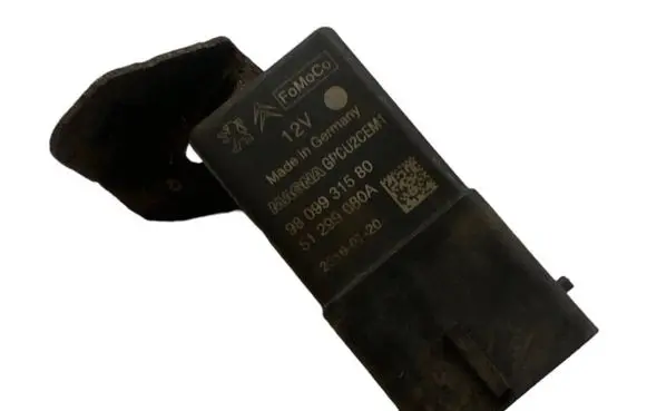 Ford Fiesta Glow plug pre-heat relay 9809931580 51299080A 20160720