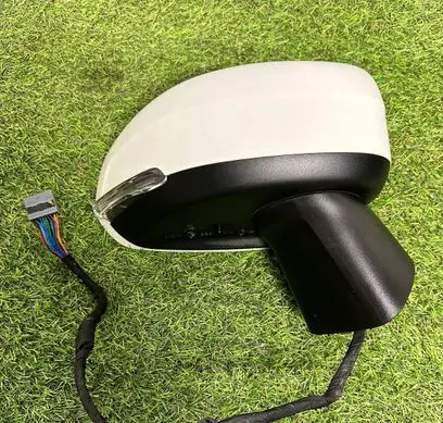 Volvo XC60 Front door electric wing mirror 