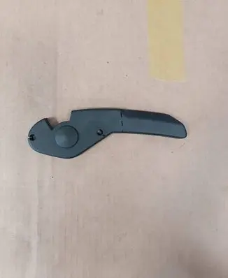 Volkswagen Tayron I Engine bonnet (hood) release handle 57L823661A