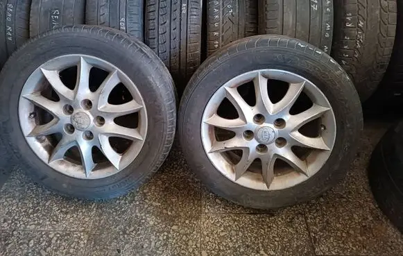 KIA Carens I R16 alloy rim 