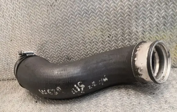 Mercedes-Benz Vito Viano W639 Intercooler hose/pipe