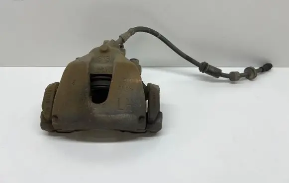 Volvo V40 Front brake caliper 31341487