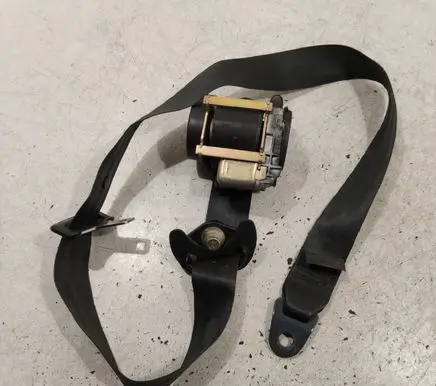 Peugeot 807 Front seatbelt B507744