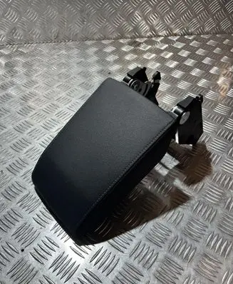 Volkswagen Golf VIII Armrest 5H0864207C
