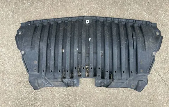 Mercedes-Benz E W213 Engine splash shield/under tray A2135200200