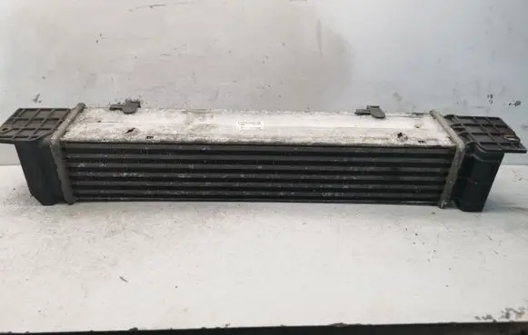 BMW 1 E81 E87 Intercooler radiator 3093796 752491608
