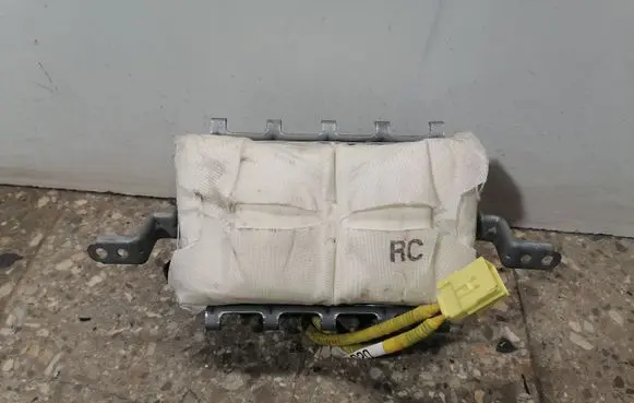 Lexus GS 300 350 430 450H Passenger airbag Y20L5050293