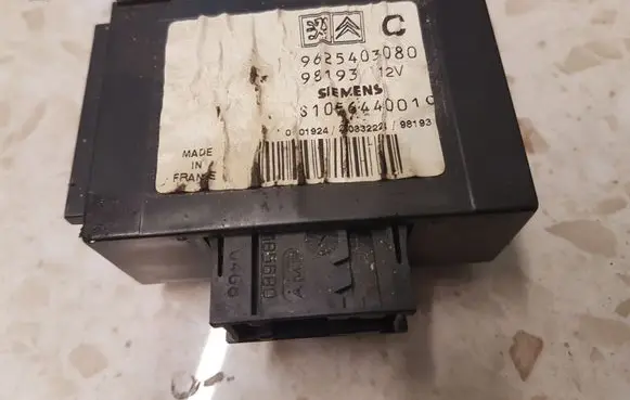 Peugeot 306 Other relay S105644001C 9625403080