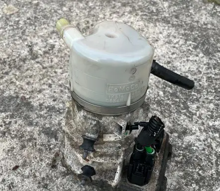 Volvo XC60 Power steering pump 31329145
