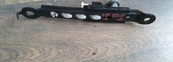 Toyota Verso Seat belt adjustment motor 