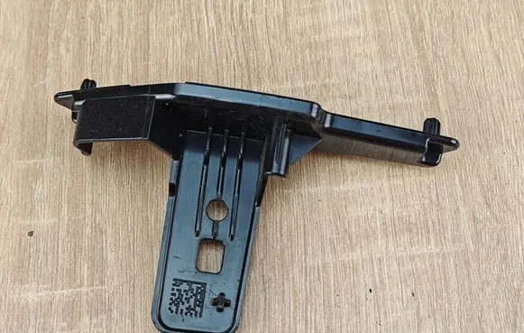 BMW X6 G06 Fender mounting bracket 7478845