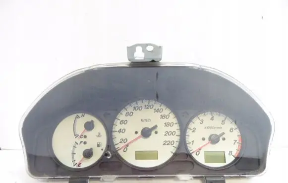 Mazda 323 F Speedometer (instrument cluster)