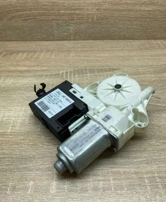 Ford C-MAX I Rear door window regulator motor 3M5T14B534AG 5WK11509F