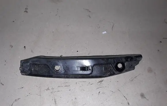 Skoda Superb B6 (3T) Front bumper mounting bracket 3T0807183