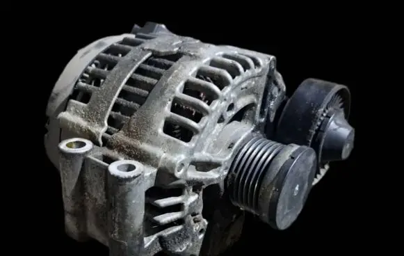 BMW X3 E83 Generator/alternator 0121715012 7551256