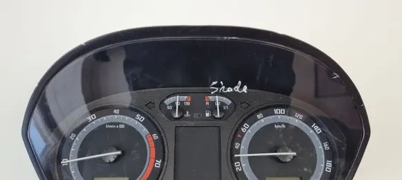 Skoda Fabia Mk1 (6Y) Speedometer (instrument cluster) 6Y0920881M