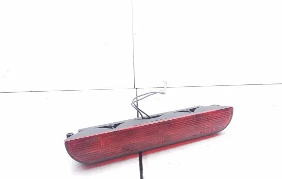 Mitsubishi Carisma Third/center stoplight 0996400 080999