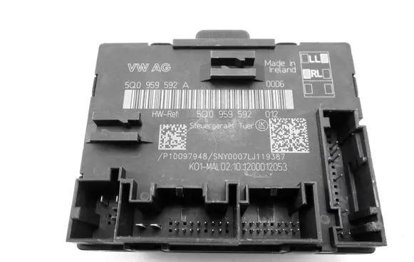 Volkswagen Golf VII Door control unit/module 5Q0959592A