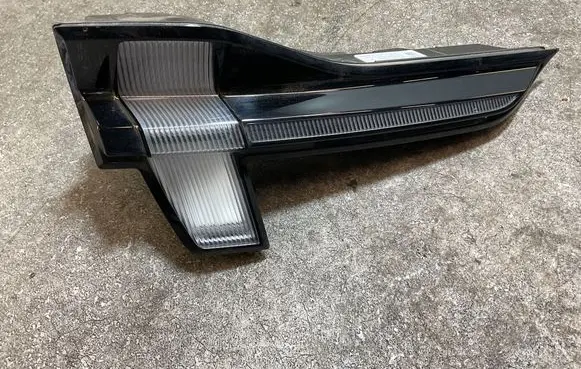 Ford Mach-E I Tailgate rear/tail lights LJ8B13A603AE S010705 00222158080000
