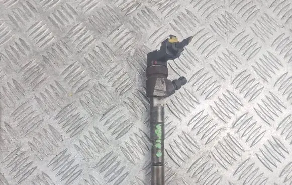 Opel Zafira B Fuel injector 0445110159