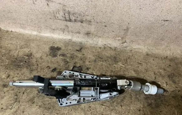 Mercedes-Benz SLK R172 Steering wheel axle set A204462206