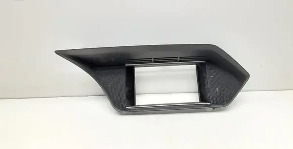Mercedes-Benz E W212 Radio/GPS head unit trim A2126801236