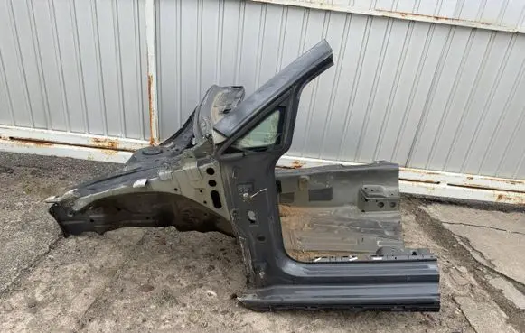 Volkswagen Golf VIII Front quarter panel 