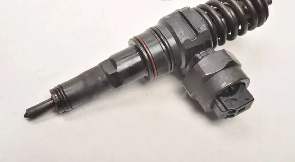 Audi A4 Allroad Fuel injector 038130073F