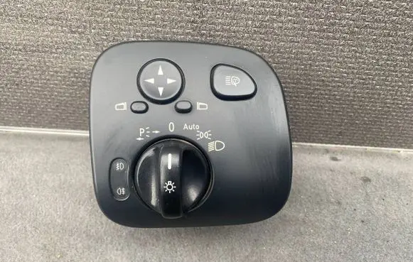 Mercedes-Benz C W203 Light switch A2035450904 24406574742 04058534