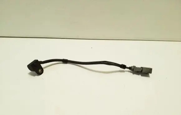 Volkswagen PASSAT B6 Camshaft position sensor 03G906433A
