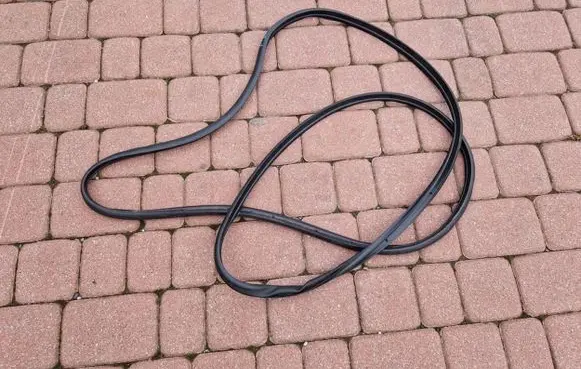 Opel Meriva B Front door rubber seal 58TYS