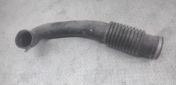 Ford Focus Air intake hose/pipe 4M519A673BB 3M519A673JF