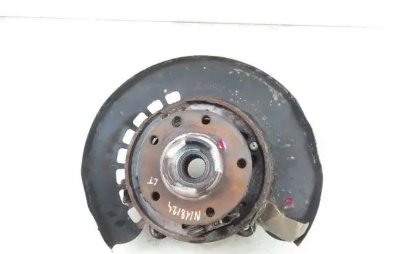Audi Q7 4L Stub axle 7L8505435