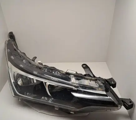 Toyota Corolla E160 E170 Headlight/headlamp 8111002L6000