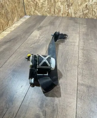 Mercedes-Benz GL X164 Third row seat belt 33042705