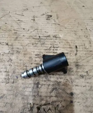 Mercedes-Benz E W213 Camshaft vanos timing valve A6541800415