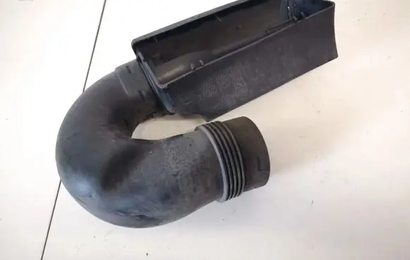 Volkswagen Golf V Air intake hose/pipe 1k0129618af