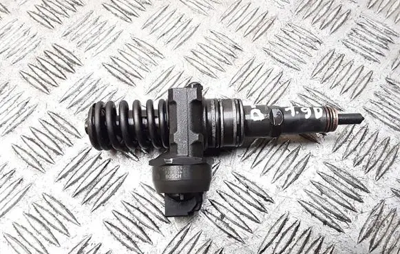 Volkswagen Golf Plus Fuel injector 038130073ag 0414720215