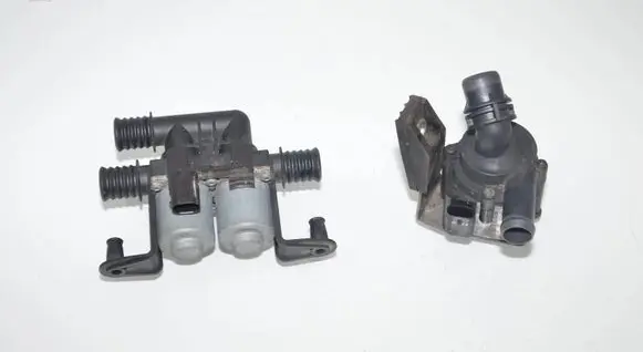 BMW X6M F86 Electric auxiliary coolant/water pump 9230233 6910544 64119230233