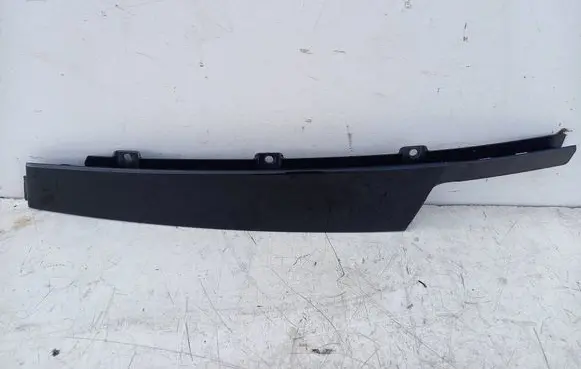 Audi A6 S6 C8 4K Front door glass trim molding 4K0837902