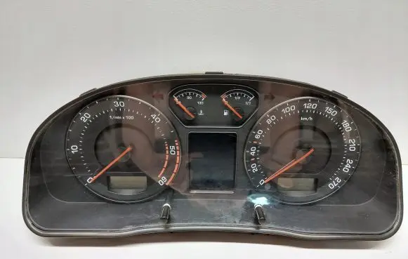 Skoda Superb B5 (3U) Speedometer (instrument cluster) 3U0920841A