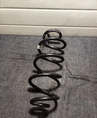 Porsche Macan (95B) Rear coil spring