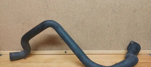 Audi A3 S3 8L Engine coolant pipe/hose 8N0121051B