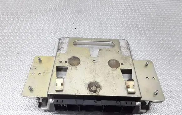 Mercedes-Benz Vito Viano W638 Engine control unit/module A0245457432 0281001987